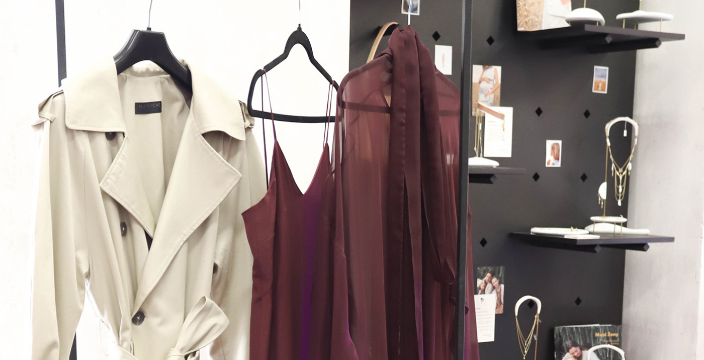 SmatanaQ Showroom_004